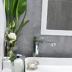 Sofia House Living In The Heart Of Appartement Naples